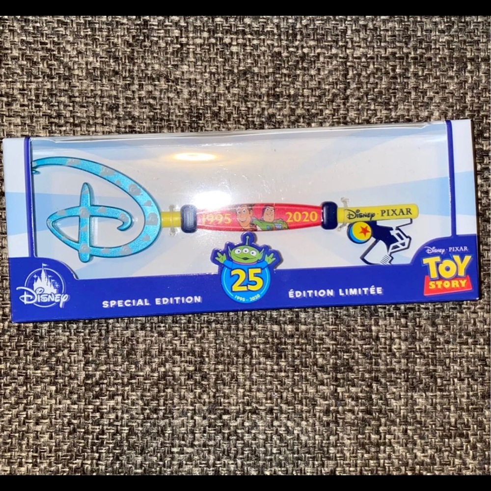 Disney store toy story 25 years key